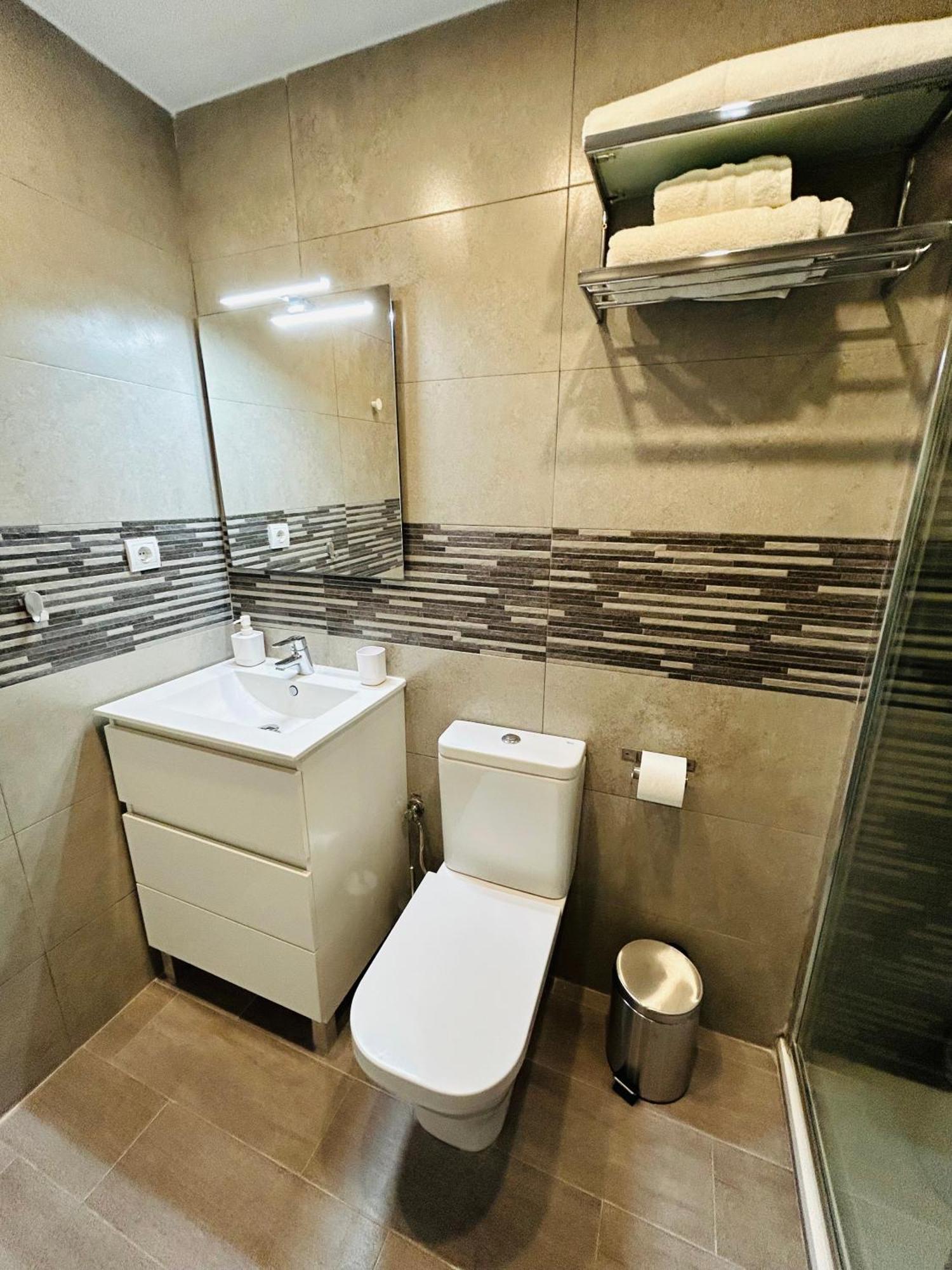 ארנאלס דל סול Arenales Beach Boutique Apartment מראה חיצוני תמונה